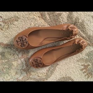 NWOT Tory Burch flats size 8